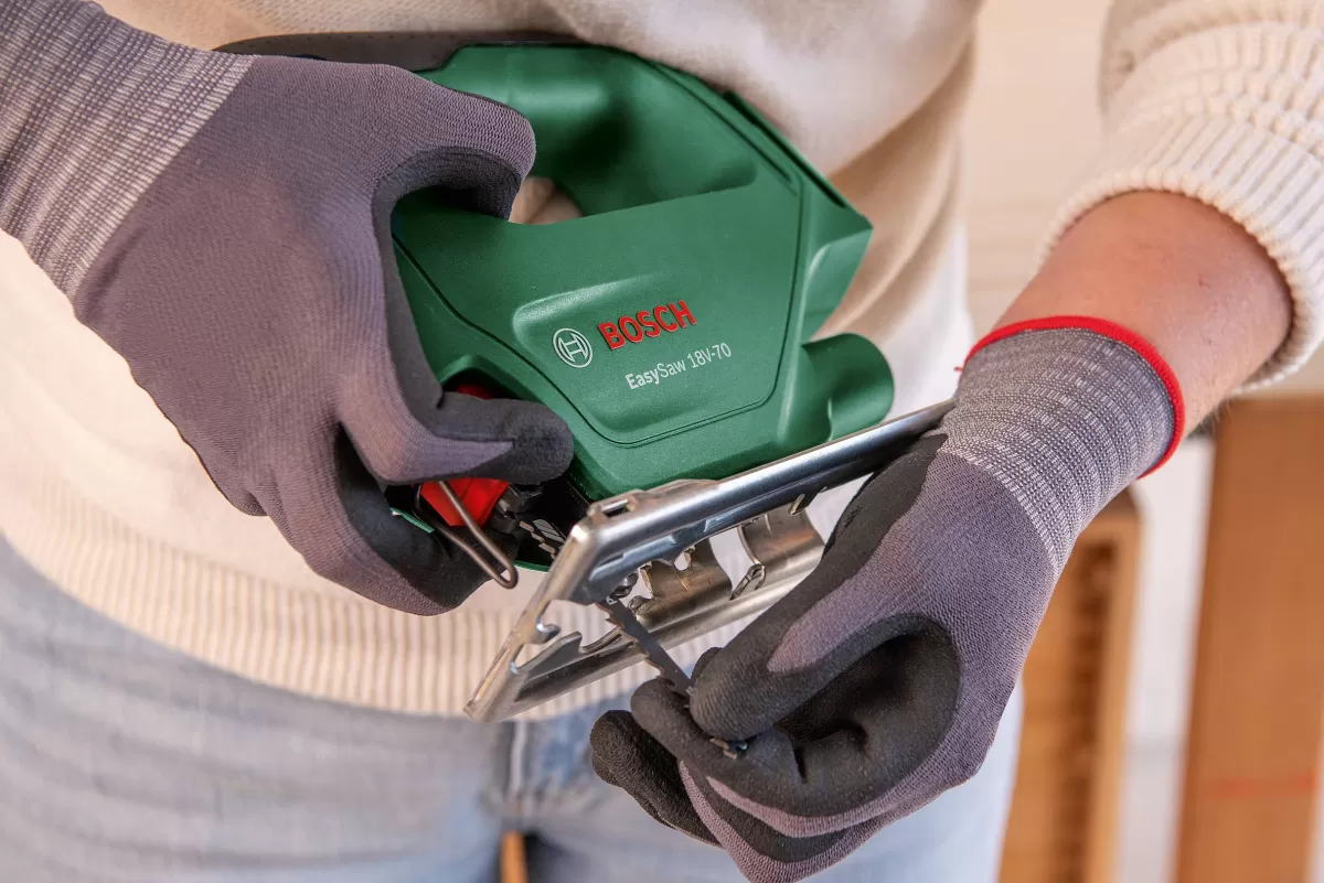 Brico Bosch Accuboormachine Met Klopfunctie + Decoupeerzaag Toolkit 18V (2 Accu'S) Best Sale
