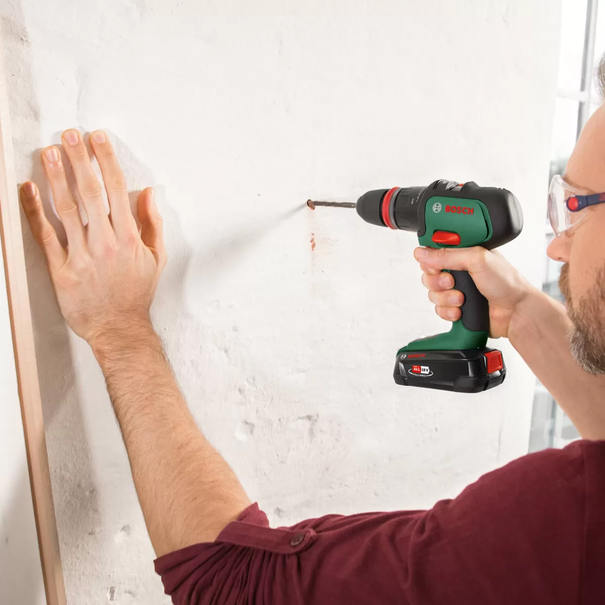 Brico Bosch Accuboormachine Met Klopfunctie Advancedimpact Quicksnap 18V (2 Accu'S) Best