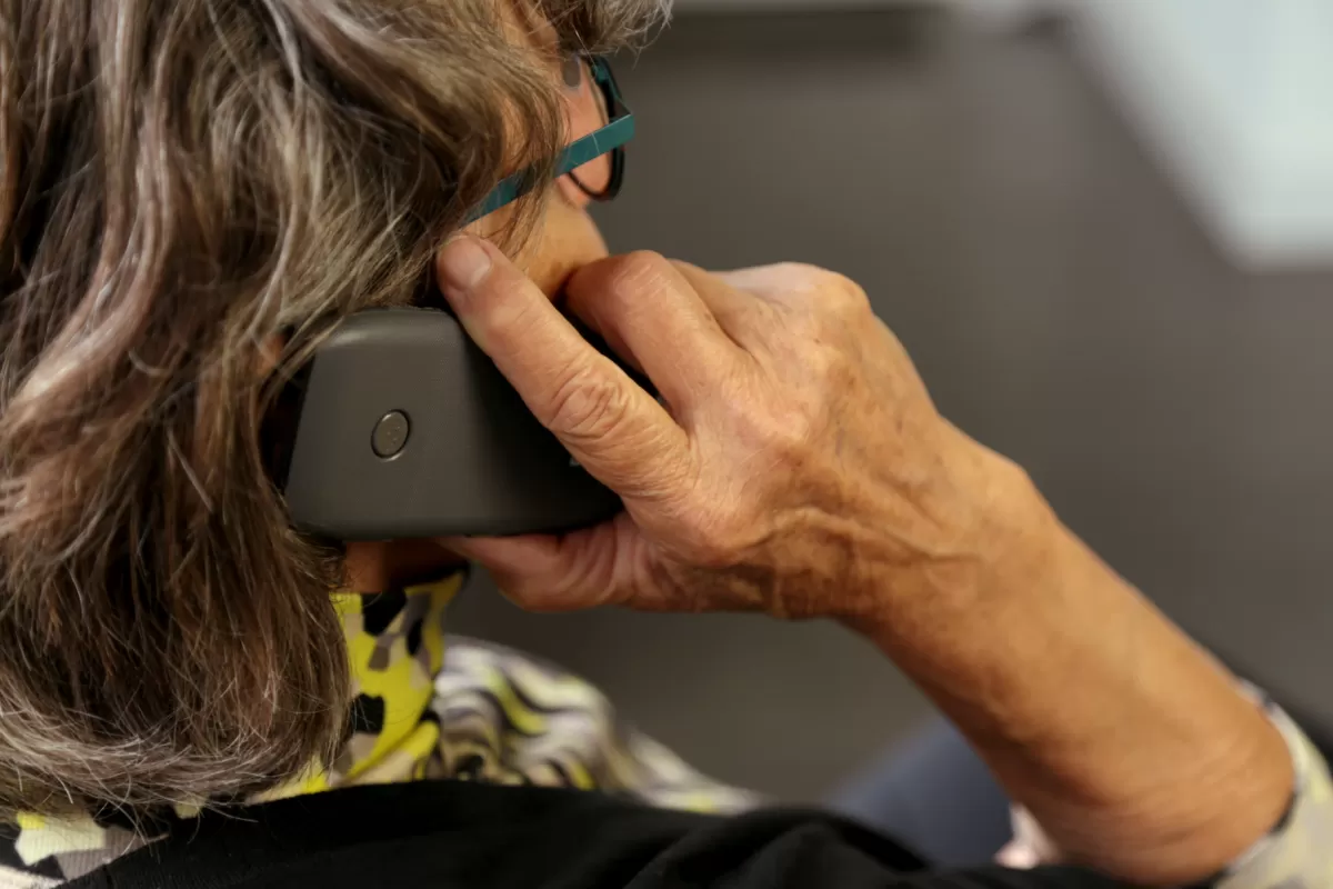 Brico Kluizen-Fysic Fm-7500 Mobiele Telefoon Voor Senioren Met Noodknop, Zwart