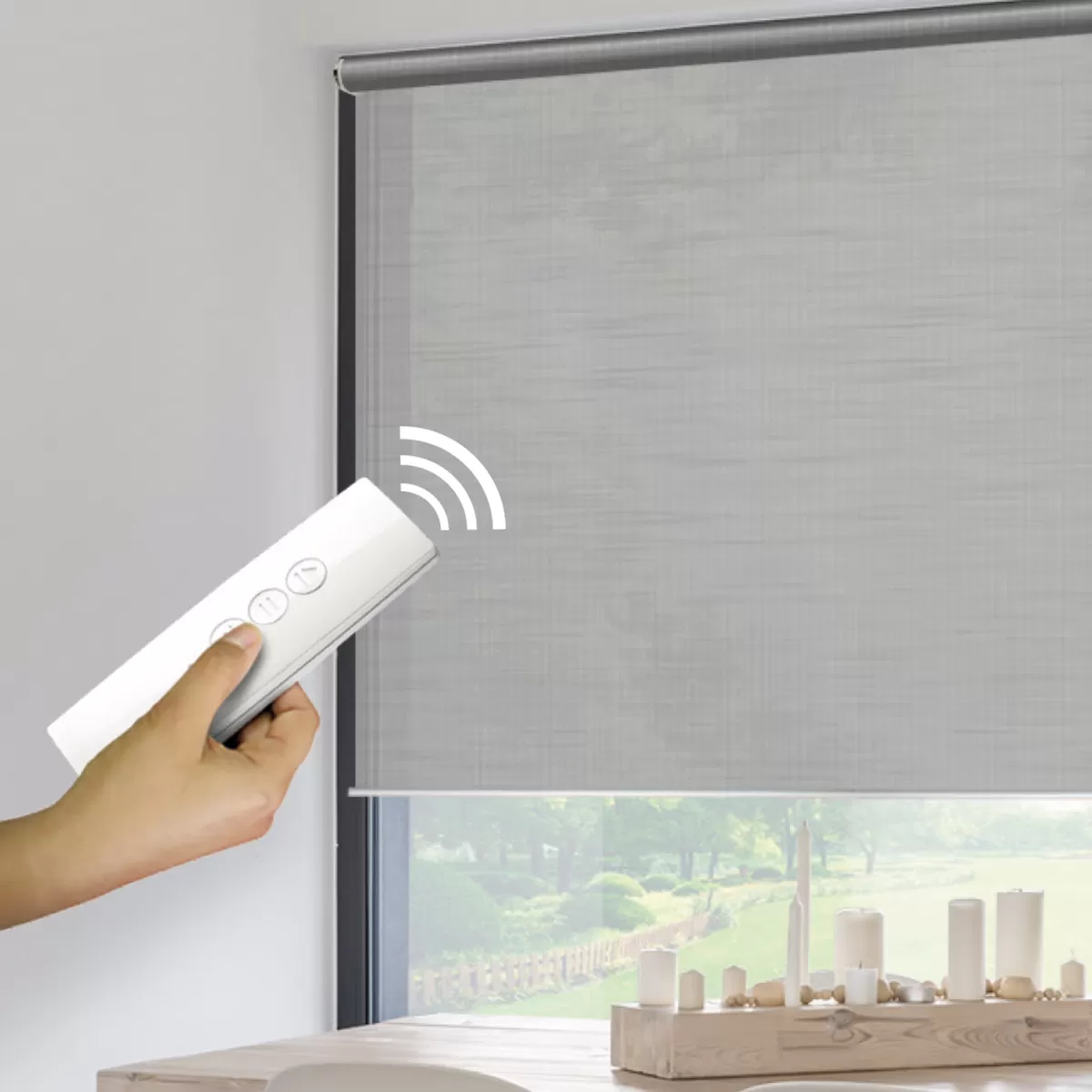 Brico Rolgordijnen-Madeco Grey Gemotoriseerd Lichtdoorlatend Rolgordijn E-Roll Grijs 120X250Cm