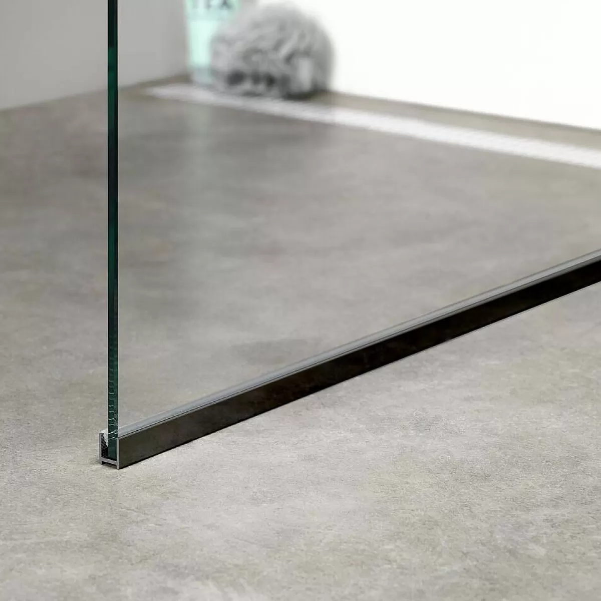 Brico Sealskin I Am Douchewand Walk In Type A1 (Alleen Vast Deel) 300Mm Mat Zwart | 8Mm Helder Veiligheidsglas +Antikalk Store