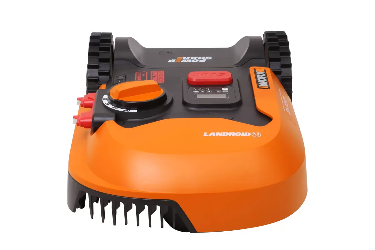 Brico Worx Robotmaaier Landroid M700 - 20V Accu - Voor Gazons Tot Ca. 300M² - Maaibreedte 180Mm - Incl. Laadstation En 150M Terreinafbakeningskabel Clearance